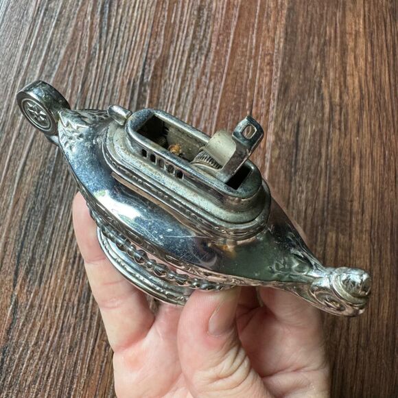 Vintage 1940s Silver Genie Lamp Style Lighter Made in Occupied Japan - Picture 8 of 9
